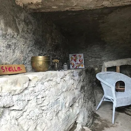 ,a Cantinella, Cave A Fromage Au Centre Corse * Santa-Lucia-di-Mercurio
